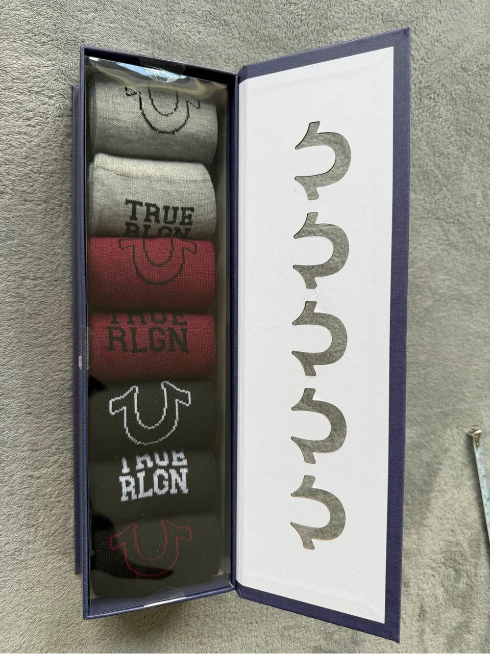 True Religion Men's 5-Pack Crew Socks Gift Box - Navy with Gold Logo